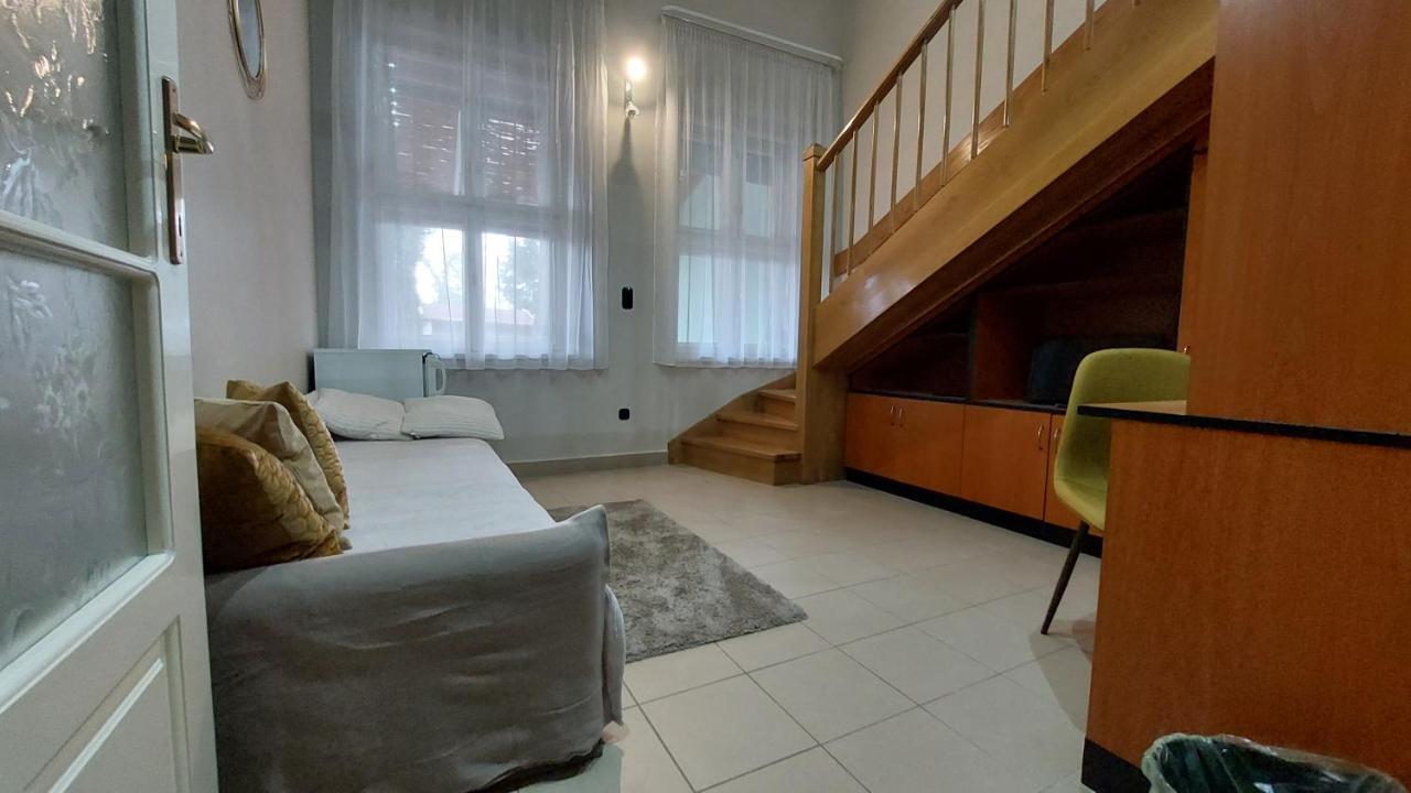 Family Apartman ギュラ エクステリア 写真